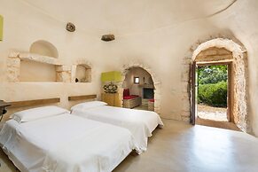 Trulli di Monte Reale
