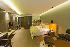 Hotel Satkar Grande