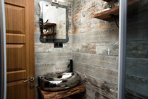 Cube Suites