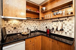 Cube Suites
