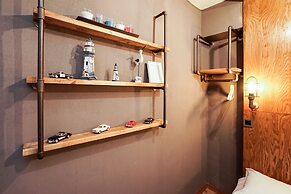 Cube Suites