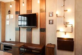 Cube Suites