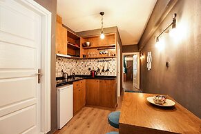 Cube Suites