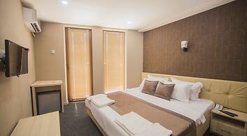 Hotel Voyager
