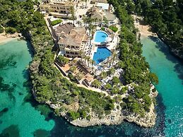 ROBINSON CALA SERENA