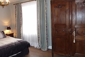 Le Logis Bed and Breakfast