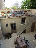 Le Logis Bed and Breakfast