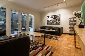 Apart Hotel B