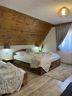 Rustic Inn River 2