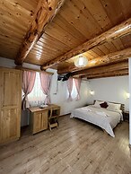 Rustic Inn River 2