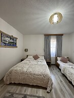 Rustic Inn River 2