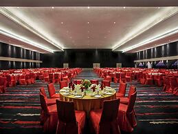 Pullman Miri Waterfront