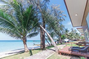 Sea Far Resort