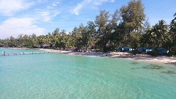 Sea Far Resort