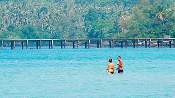 Sea Far Resort