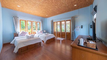 Sea Far Resort