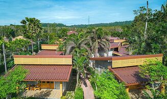 Sea Far Resort