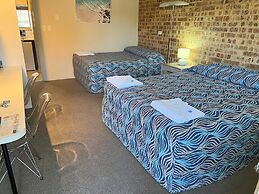 Golden Beach Motor Inn