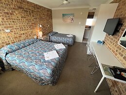 Golden Beach Motor Inn