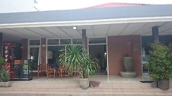 Hotel Catur Warga