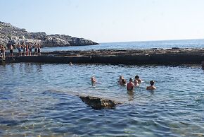 Koru Beach Club