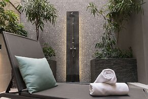 47 Luxury Suites
