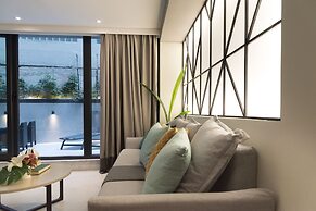 47 Luxury Suites