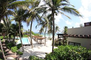 Maria Del Mar Tulum