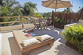 Maria Del Mar Tulum