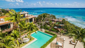 Maria Del Mar Tulum