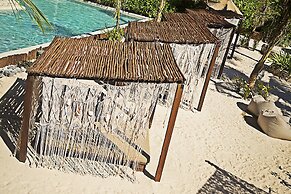 Maria Del Mar Tulum