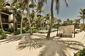 Maria Del Mar Tulum