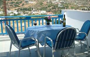 Erato Apartments