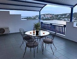 Erato Apartments