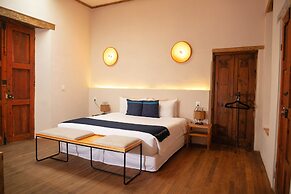 Sereno Hotel