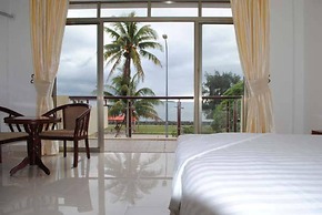 Emerald Hotel