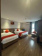Maple Leaf Hotel & Apartment