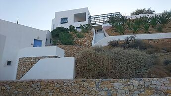 Apollon Village Hotel