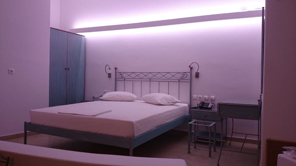 Apollon Village Hotel