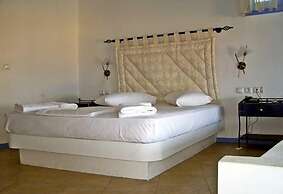 Apollon Village Hotel