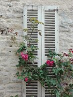 La Maison Douce