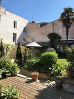 La Maison Douce