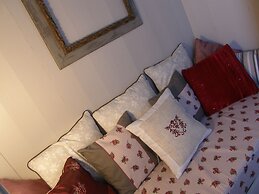 La Maison Douce