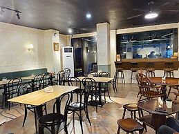 The Pub Hotel
