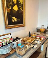 Little Italy Hotel