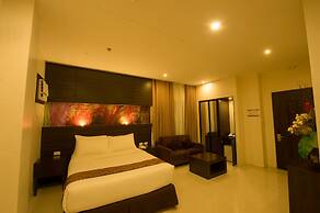 Infinity Suites