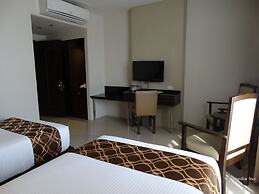Infinity Suites