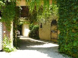Athelney Cottage