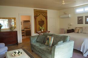 Athelney Cottage