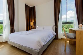 Hill Myna Condotel
